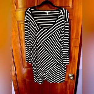 Croft and.Barrow black and white striped top